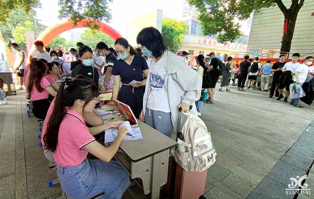 記錄#開學 的一些小碎片，曬一曬南現(xiàn)外可愛的孩子們！